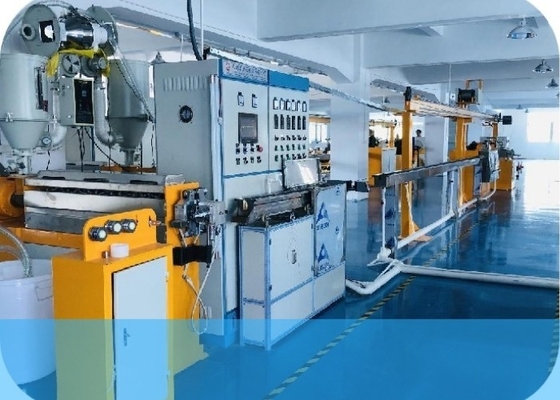 LAN Cable/HDMI/de Elektrolijn van de Draaduitdrijving