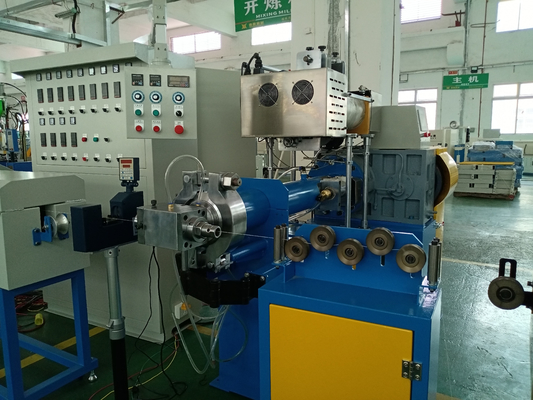 Silicone Automatisch het Voeden /copper de kabel van de draadmachine productiemateriaal