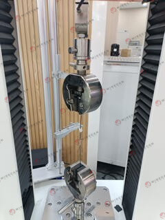 High-precision 5T trekproefmachine voor materiaalsterkte analyse