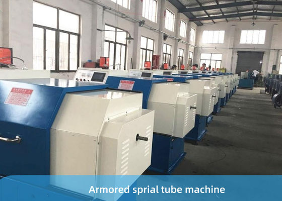 8KW Machine van Armoring van de staalstrook de Spiraalvormige voor Optische Vezelkabel